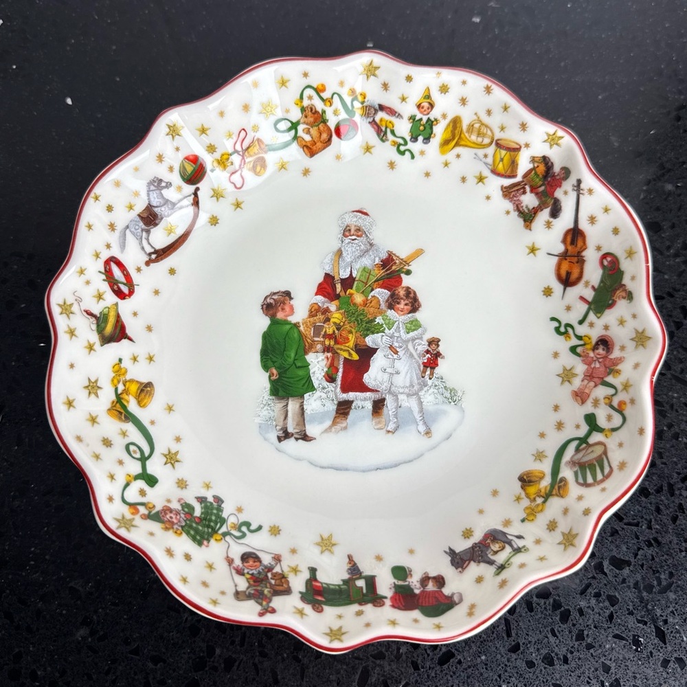 Villeroy & Boch 2021 Christmas‎ Bowl, Small, NEW - NO BOX
